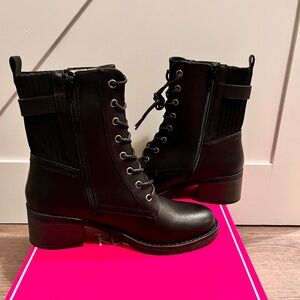 Women’s winter boots SZ: 8 1/2 reg